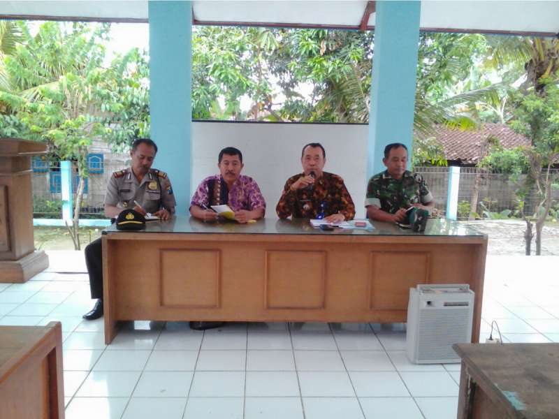 Antisipasi Kelangkaan Pupuk Subsidi, Polsek Kedewan Lakukan Pengawasan