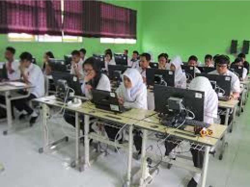 62 SLTP Dinyatakan Siap Laksanakan UNBK