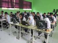 62 SLTP Dinyatakan Siap Laksanakan UNBK