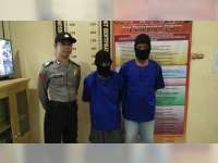 Asyik Domino di Warung, Dua Warga Baureno Diciduk Polisi