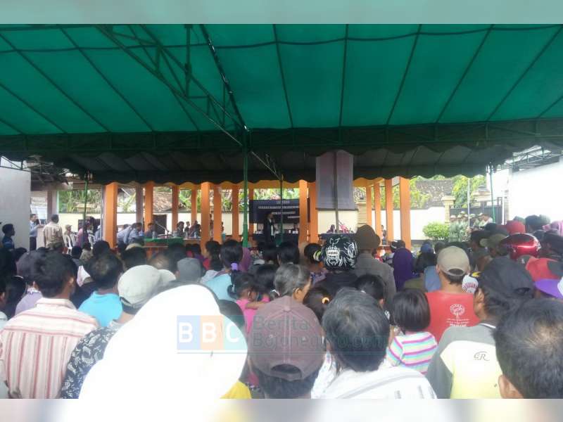 Polsek Kedungadem Beri Pengamanan Kampanye Calon Kepala Desa Kepohkidul