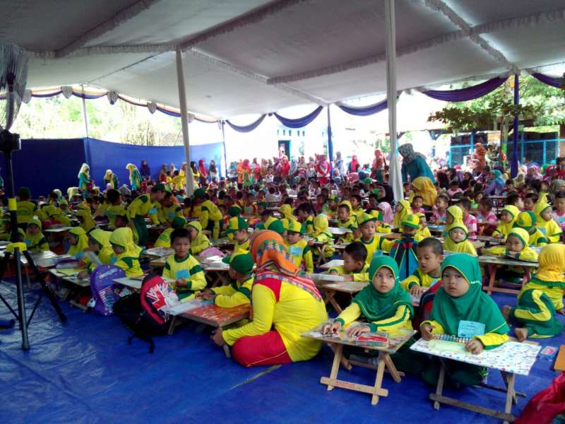 MI Muhammadiyah 22 Sugihwaras Gelar Open School dan Pengobatan Gratis