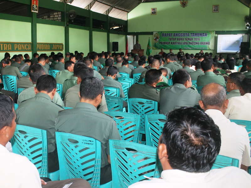 Dandim dan Kepala Dinas Koperasi Hadiri RAT Koperasi Kartika Jaya di Makodim 0813 Bojonegoro