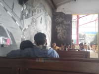 Pelajar Nongkrong dan Bermesraan