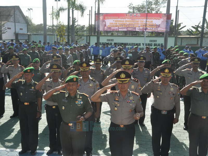 Tingkatkan Soliditas, TNI-Polri Bojonegoro Laksanakan Upacara Hari Kesadaran Nasional