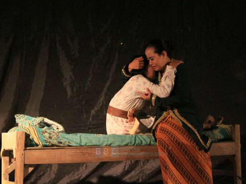 Bawa Pesan Bumi Manusia Bagi Generasi Muda