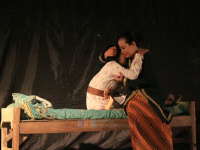 Bawa Pesan Bumi Manusia Bagi Generasi Muda