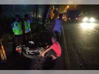 Tabrakan, Pengendara Sepeda Motor Patah Tulang