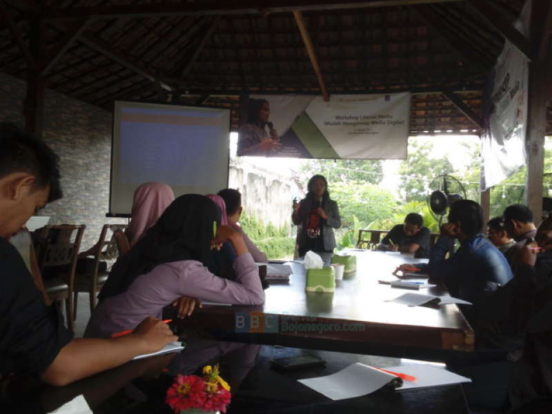 Media-Media di Indonesia Dikuasai 13 Perusahaan Konglomerasi