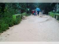 Luapan Sungai Jetis di Malo, Genangi Jalan Poros dan 8 Rumah Warga