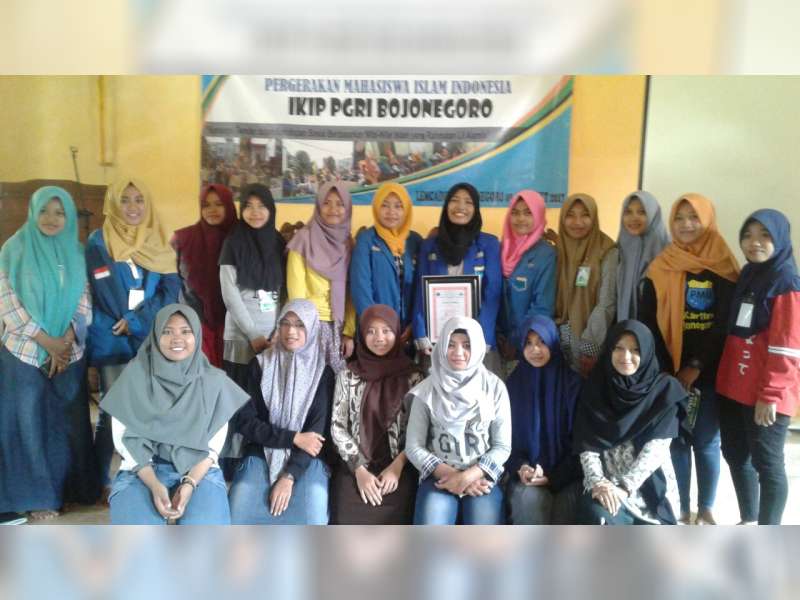 PK PMII IKIP PGRI Bojonegoro Gelar Sekolah Islam Gender