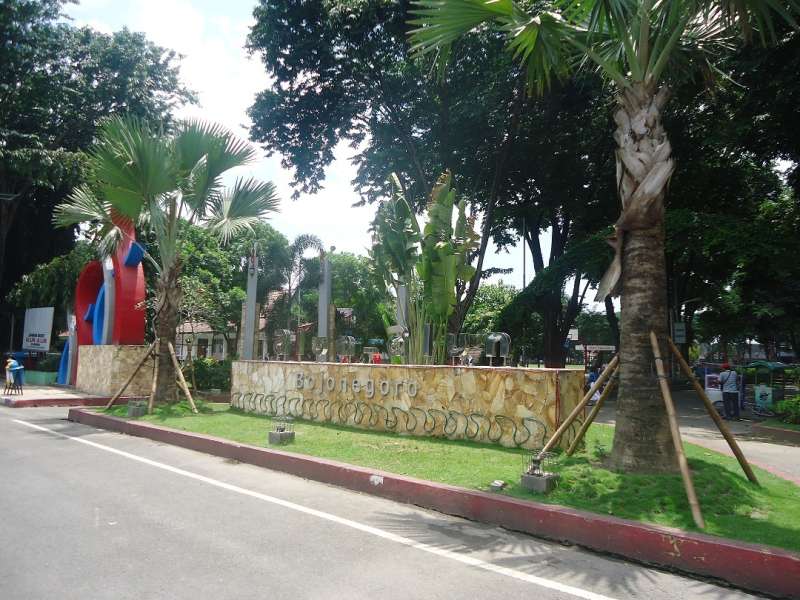 Parkir di Sekitar Alun - Alun, Plat S Bojonegoro Harus Bayar Rp 1.000
