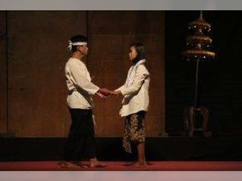 Saijah dan Adinda, Kisah Romantis yang Bukan Picisan