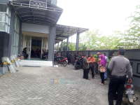 Merasa Dicurangi, Satu Pasangan Calon Kades Sumberagung Protes ke Dinas PMD