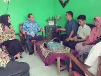 Kuswiyanto Jemput dan Antar Siswa Putus Sekolah Kembali Bersekolah