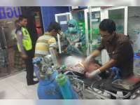 Tabrak L 300, Pengendara Astrea di Baureno Luka Berat