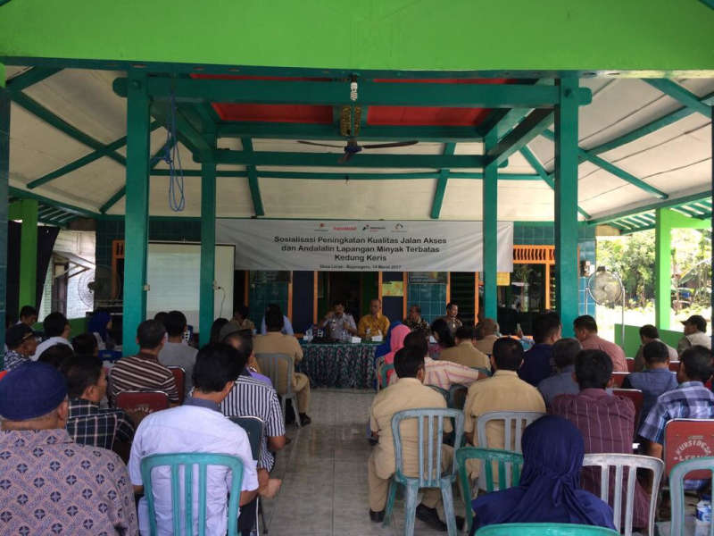 EMCL Sosialisasi Peningkatan Kualitas Jalan Lapangan Minyak Kedungkeris