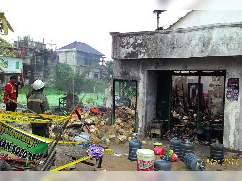 Kebakaran Rumah Toko di Jenu, Kerugian Diperkirakan Capai Rp 100 Juta