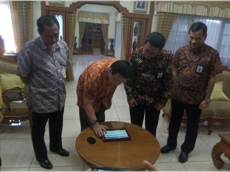 Bupati Suyoto Sampaikan SPT Pajak PPH Lewat E-Filing