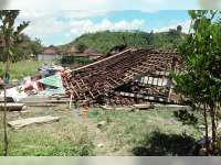 Angin Kencang di Temayang, 3 Rumah Rusak Berat, Ratusan Rumah Rusak Ringan dan 2 Orang Alami Luka Ringan