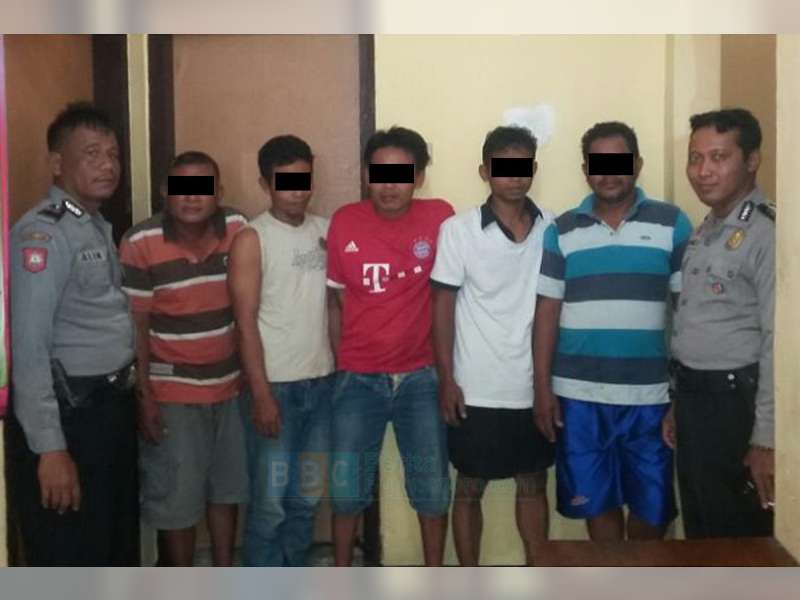 Asyik Bermain Judi Kartu Domino, 5 Orang di Sukosewu Diciduk Polisi