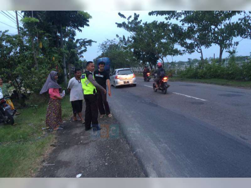 Pemotor Belum Cukup Umur Tabrak Pejalan Kaki di Sumberrejo