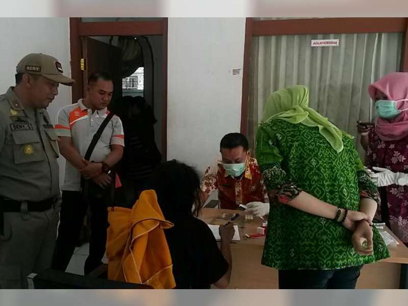 Tiga PSK yang Terjaring Razia Satpol PP Dinyatakan Positif HIV