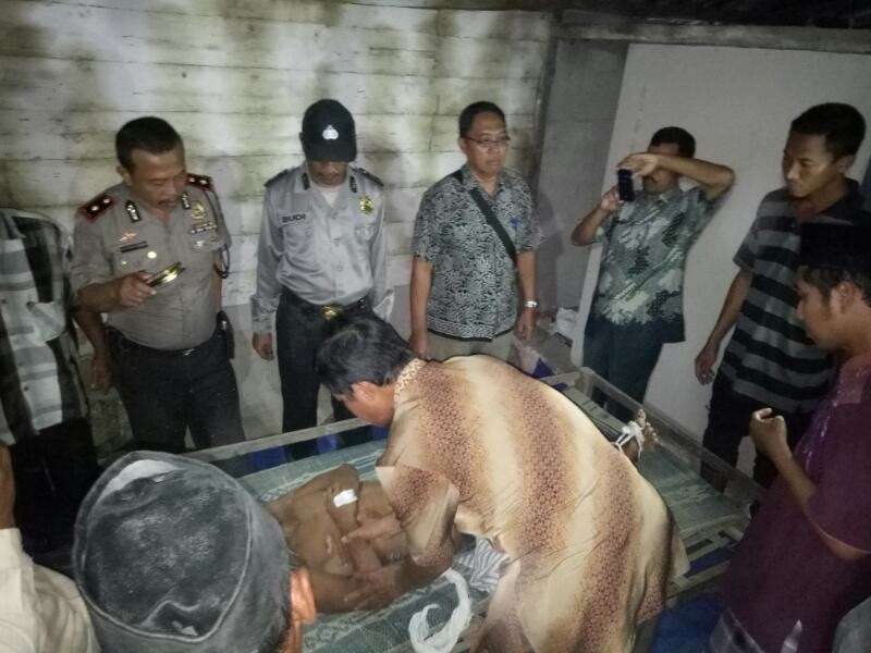 Seorang Penambang Pasir Tewas Tertimbung Tanah Longsor di Padangan