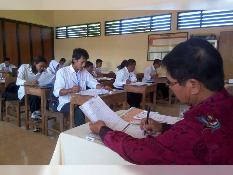 Ujian Kesetaraan Paket C Diikuti 1.863 Peserta