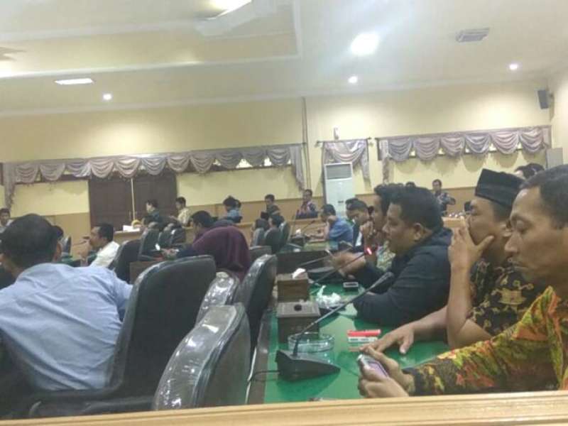 Iskandar Sebut Ada Apa di Komisi D Hingga Diisi 15 Anggota