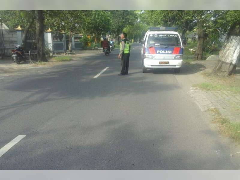 Dua Motor dan Seorang Pejalan Kaki, Terlibat Kecelakaan di Dander