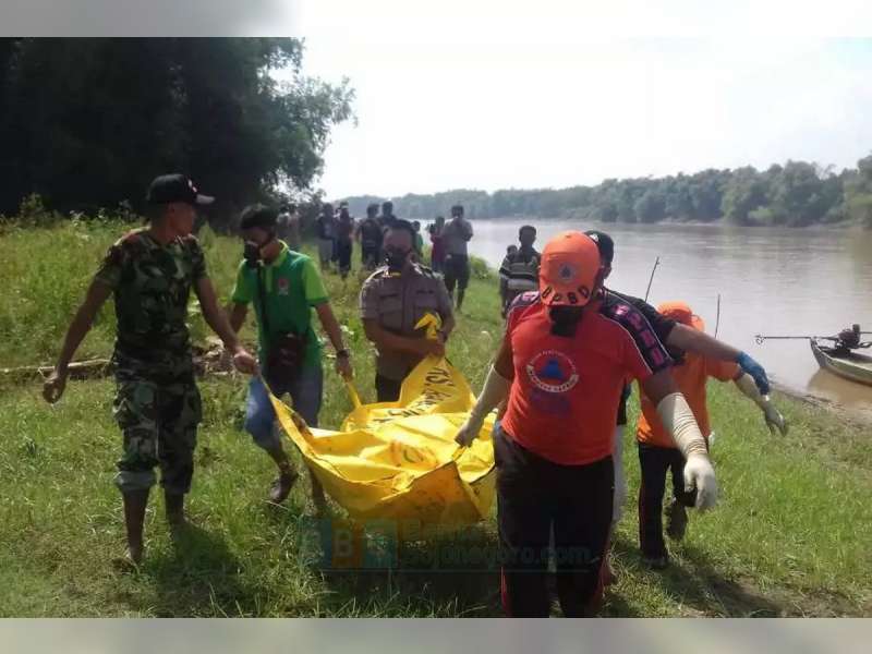 Mayat Tanpa Identitas Ditemukan di Bantaran Sungai Bengawan Solol, Kecamatan Rengel