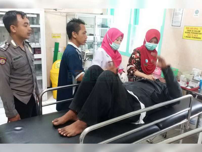 Kecelakaan 2 Motor di Kapas, Kedua Pengendara Sama-Sama Terluka