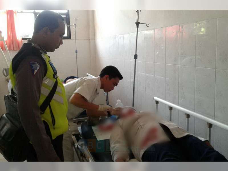 Ambil Haluan Terlalu ke Kanan, Astrea Tubruk Supra Fit di Padangan