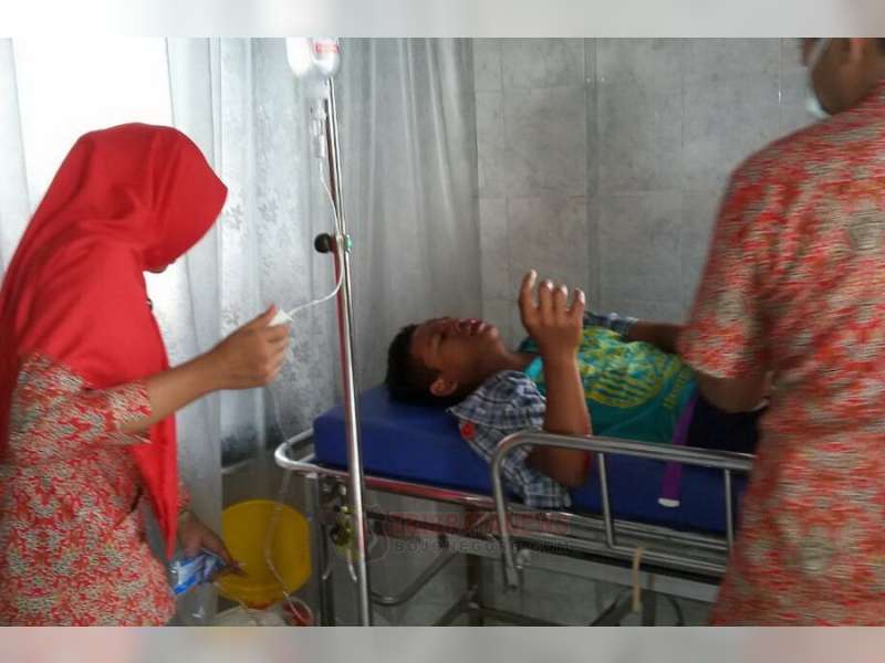 Dua Orang ABG Pengendara Motor di Sukosewu, Terlibat Tabrakan
