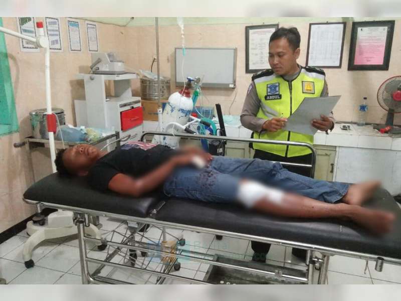 Ambil Haluan Terlalu ke Kanan, Yamaha Vixion Tabrak Isuzu Panther, 2 Orang Terluka