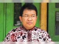 Dari Gelap Menuju Cahaya, Dari Kritis Sinis Menuju Kritis Reflektif