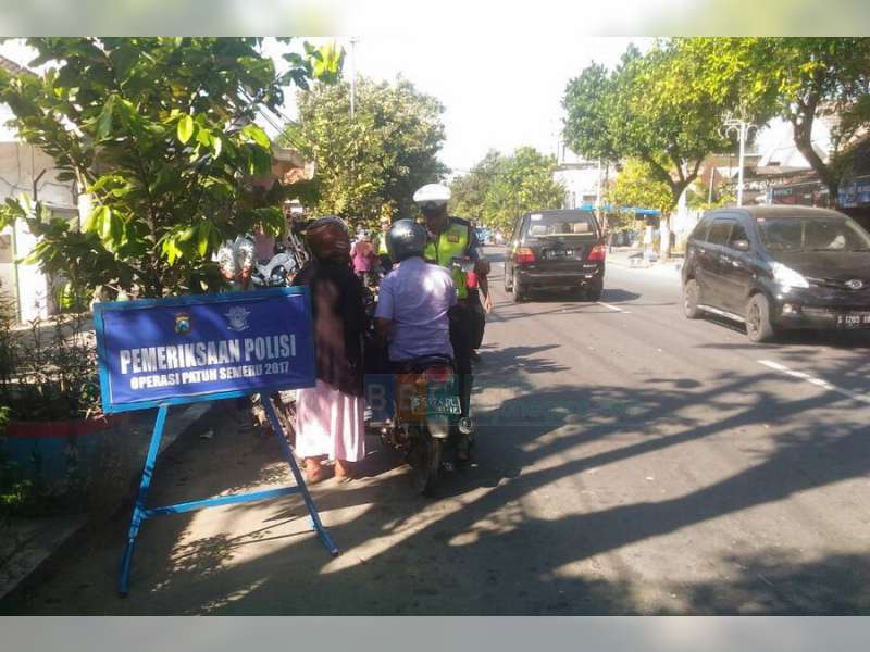 Operasi Patuh Hari Kesebelas, Sat Lantas Polres Bojonegoro Tindak 202 Pelanggar