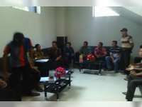 Puluhan Warga Datangi Kantor Dinas Perijinan Tuntut Ijin Pasar Ngampel Segera Dikeluarkan