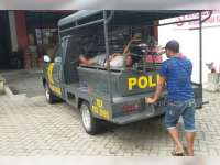 Yamaha F1Z Tubruk Pikap Dari Belakang di Balen, Pengendara Motor Patah Kaki