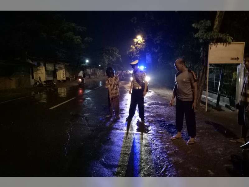 KTM Bersenggolan dengan Honda Beat di Padangan, Tiga Orang Luka - Luka