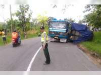 Bak Truk Tronton Terguling di Margomulyo, Polisi Pantau Kelancaran Lalu-Lintas