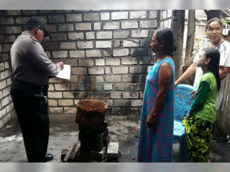 Ditinggal ke Sawah, Dapur Milik Warga Kepohbaru Nyaris Terbakar