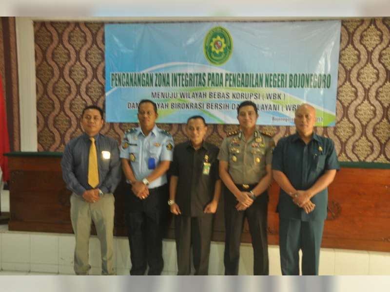 Kapolres Bojonegoro Hadiri Pencanangan Zona Integritas Pada Pengadilan Negeri Bojonegoro