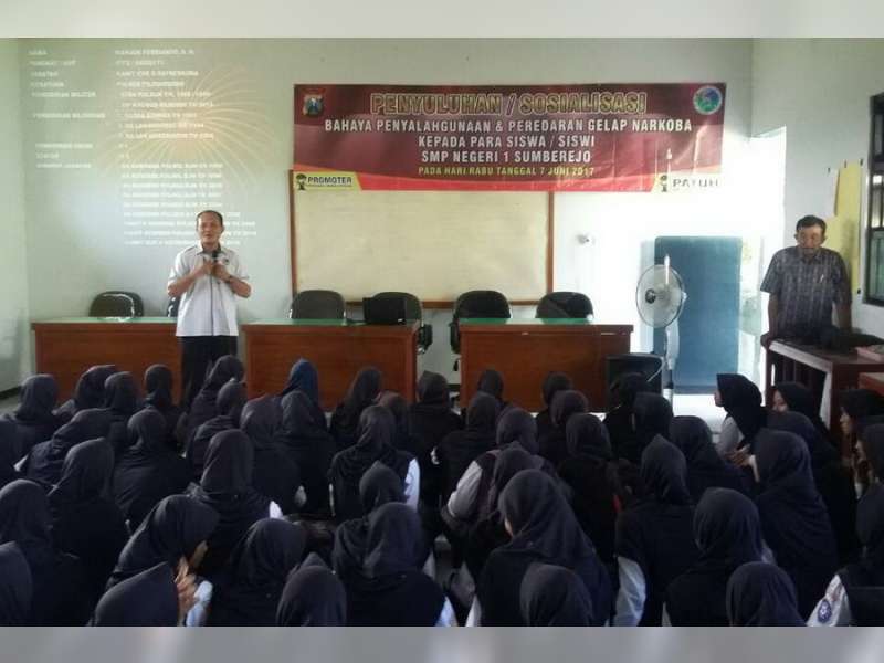Sat Reskoba Polres Bojonegoro Berikan Binluh Bahaya Penyalah-gunaan Narkoba Pada Pelajar