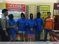 Kedapatan Main Judi Ceki, 3 Orang Wanita dan Seorang Pria Diamankan Anggota Polres Bojonegoro