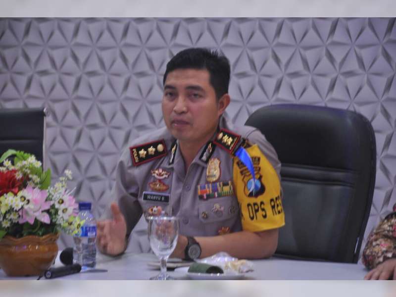 Kapolres Imbau Masyarakat Tidak Resah Terkait Temuan Mie Instan Yang Mengandung Babi