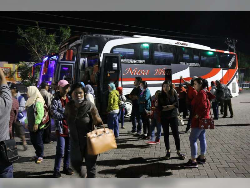 Ratusan Peserta Mudik Gratis Asal Jabodetabek Tiba di Blora