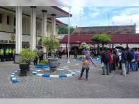 AMPK Gruduk PN Bojonegoro Minta Keadilan Untuk Rodiyah