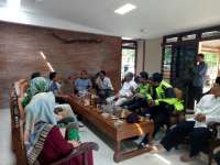 Kapolres Bersama Bupati dan Dandim, Silaturrahmi ke Rumah Mensesneg Yang Pulang Kampung